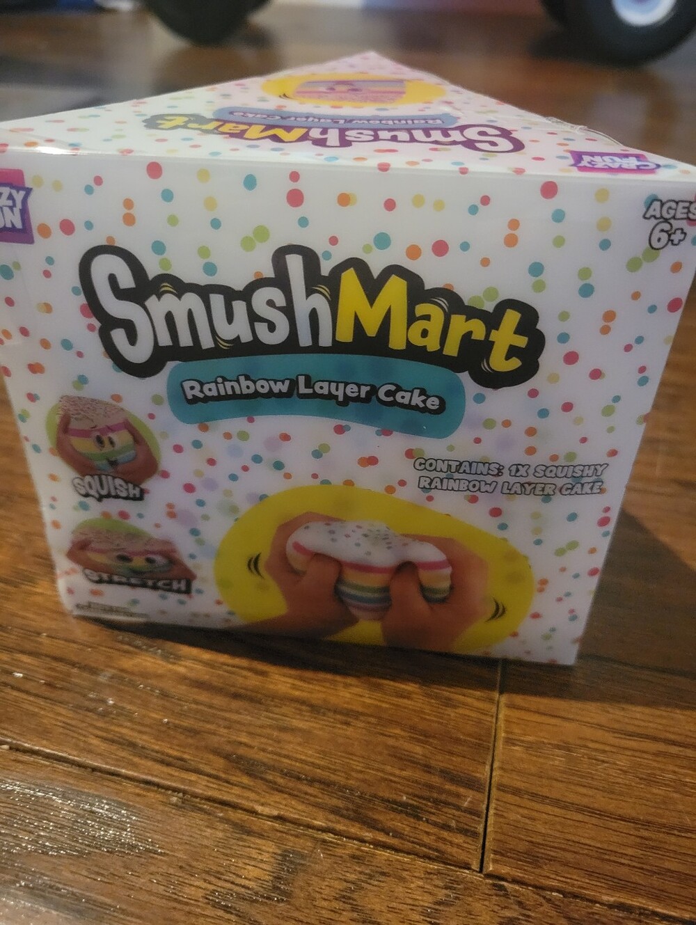 Viral Smushmart Squishy Cake - Picture 2 of 2